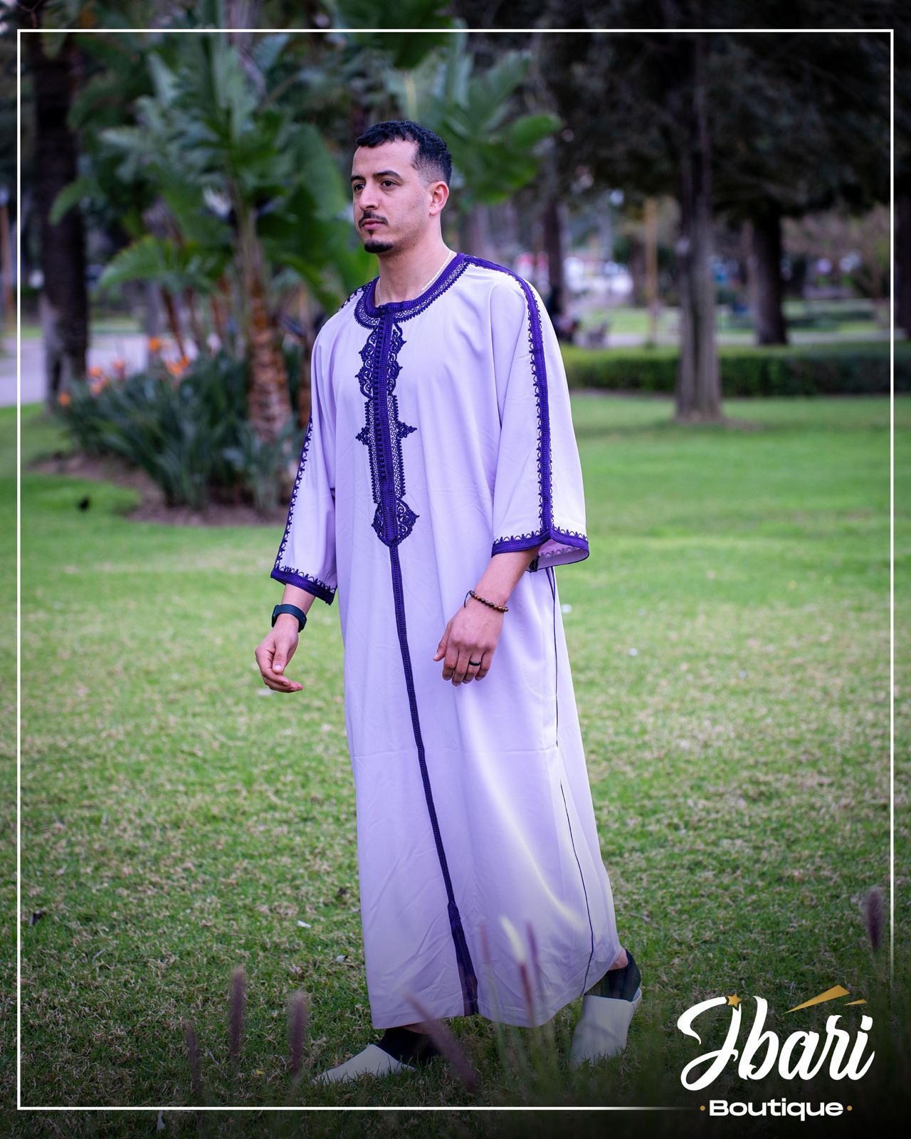 Boubou Marocain Noir – Broderies Dorées ✨ | Élégance, Confort & Tradition 🕌